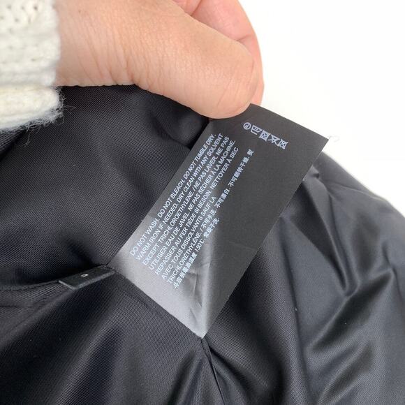 NWT Theory Sleek Double Breasted Slim Fit Virgin Wool Blazer Size 2 - Picture 9 of 12